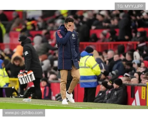 巴特：巅峰期弗格森回来也不可能马上扭转局面，曼联需要时间